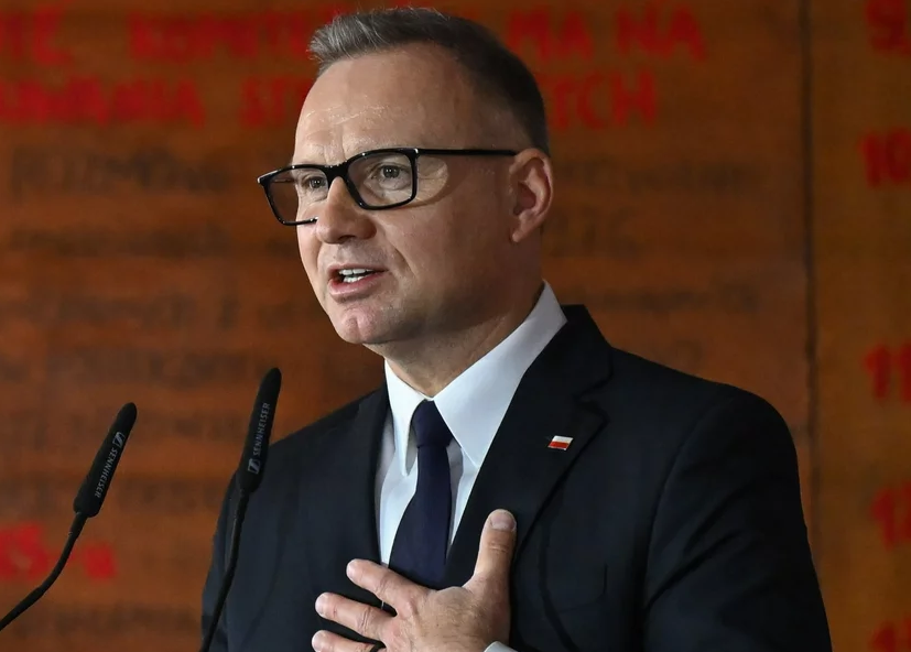Andrzej Duda poleciał do Izraela. Weźmie udział w konferencji NatCon
