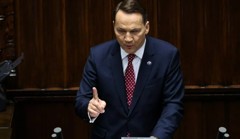 W Sejmie expose ministra spraw zagranicznych Radosława Sikorskiego