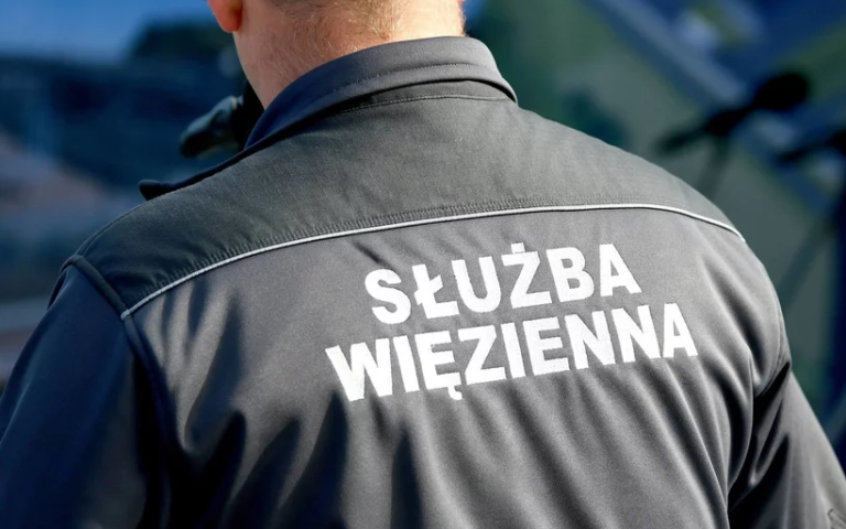 Sąd Rejonowy dla Warszawy Pragi-Południe nie uwzględnił zażalenia na umorzenie postępowania przeciwko funkcjonariuszom Służby Więziennej