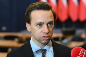 Bosak przypomina: Kredyt SAFE UE bez zgody prezydenta będzie sprzeczny z Konstytucją