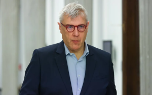 Miliony złotych dla kancelarii Giertycha na przeciąganiu procesów frankowiczów