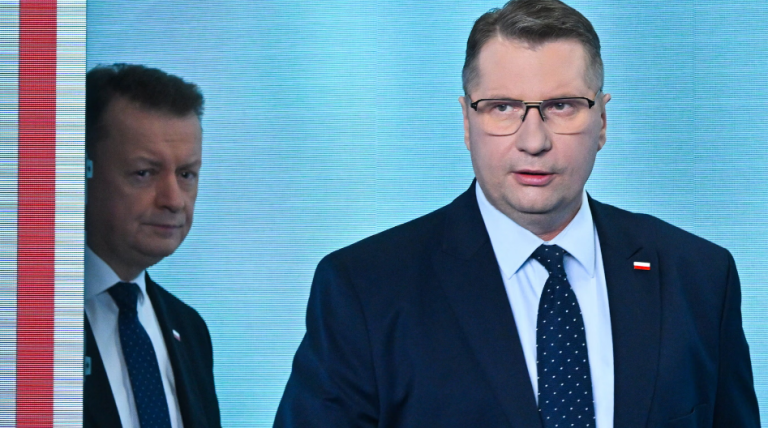 Mariusz Błaszczak ujawnił na antenie jednej z rozgłośni wewnętrzne sondaże partii, z których wynika, że ogłoszenie Przemysława Czarnka kandydatem na premiera daje pierwsze, pozytywne efekty