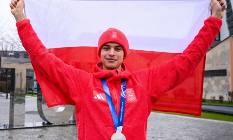 Władimir Semirunnij z medalem dla Polski