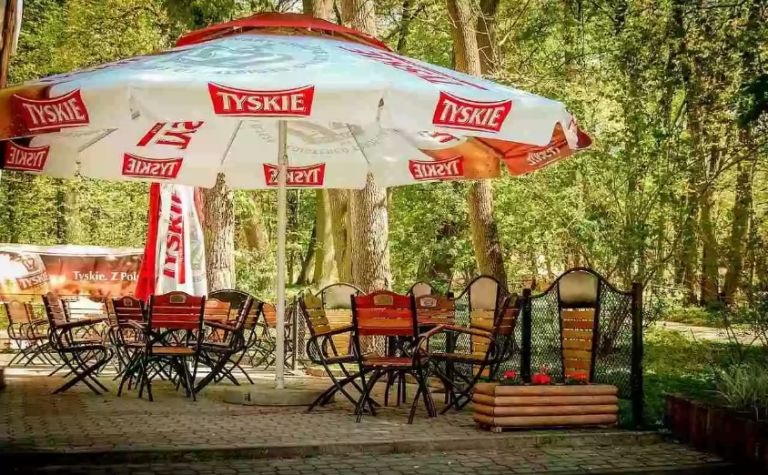 Czy to początek końca ogródków gastronomicznych w Polsce?