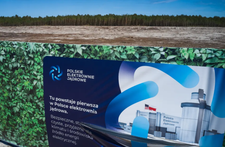 Podpalenie maszyn budowlanych w pobliżu przyszłej elektrowni jądrowej