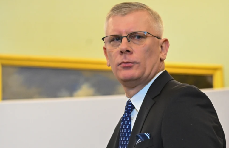 Cenckiewicz żąda natychmiastowej dymisji gen. Stróżyka