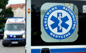 Działacz KO porwał ambulans, aby przewieźć nim krewną posłanki z partii