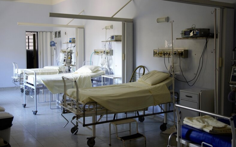 Od poniedziałku szpitale powiatowe rozpoczynają akcję protestacyjną pod hasłem "Czarny tydzień – protest w szpitalach powiatowych"