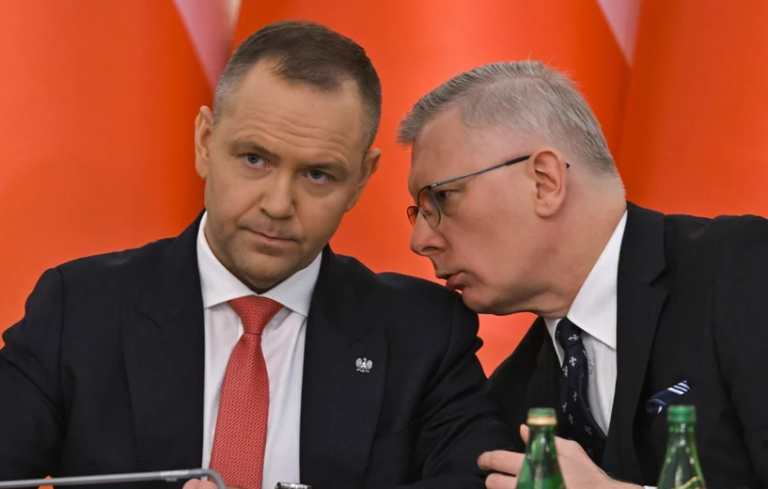 Rezygnacja Cenckiewicza. Zgorzelski: Co najmniej trzech ministrów zawiązało sojusz przeciwko niemu