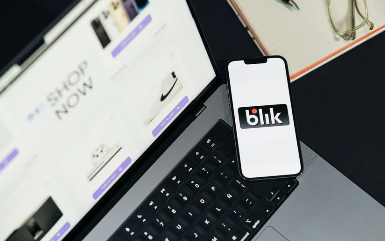 Doniesienia o problemach z płatnościami bezgotówkowymi