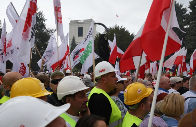 Wielka manifestacja "Solidarności" w Warszawie