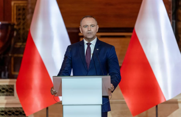 Karol Nawrocki nie odtajni aneksu do raportu z likwidacji WSI
